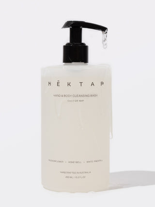 Hand and body cleansing wash bottle with pump labeled 'Néktar' on a white background
