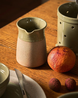 Jug in Peppercorn