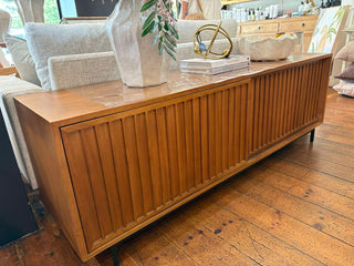 Isabela Console