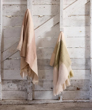 Florentine Sage Green Throw