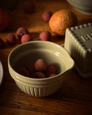 Scallop Bowl in Peppercorn 16cm